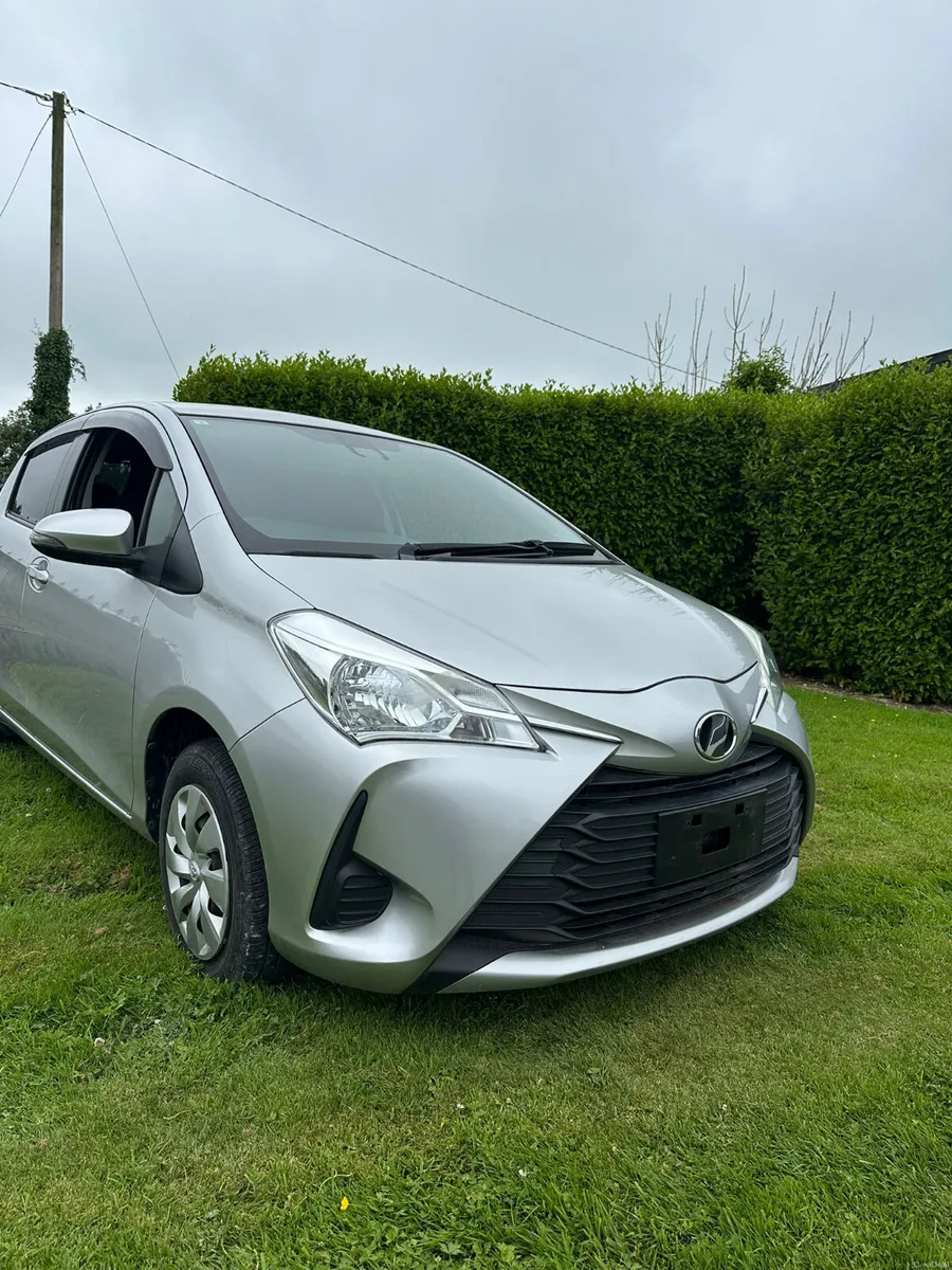2017 Toyota Yaris/Vitz 1.0 Automatic Petrol - Image 1