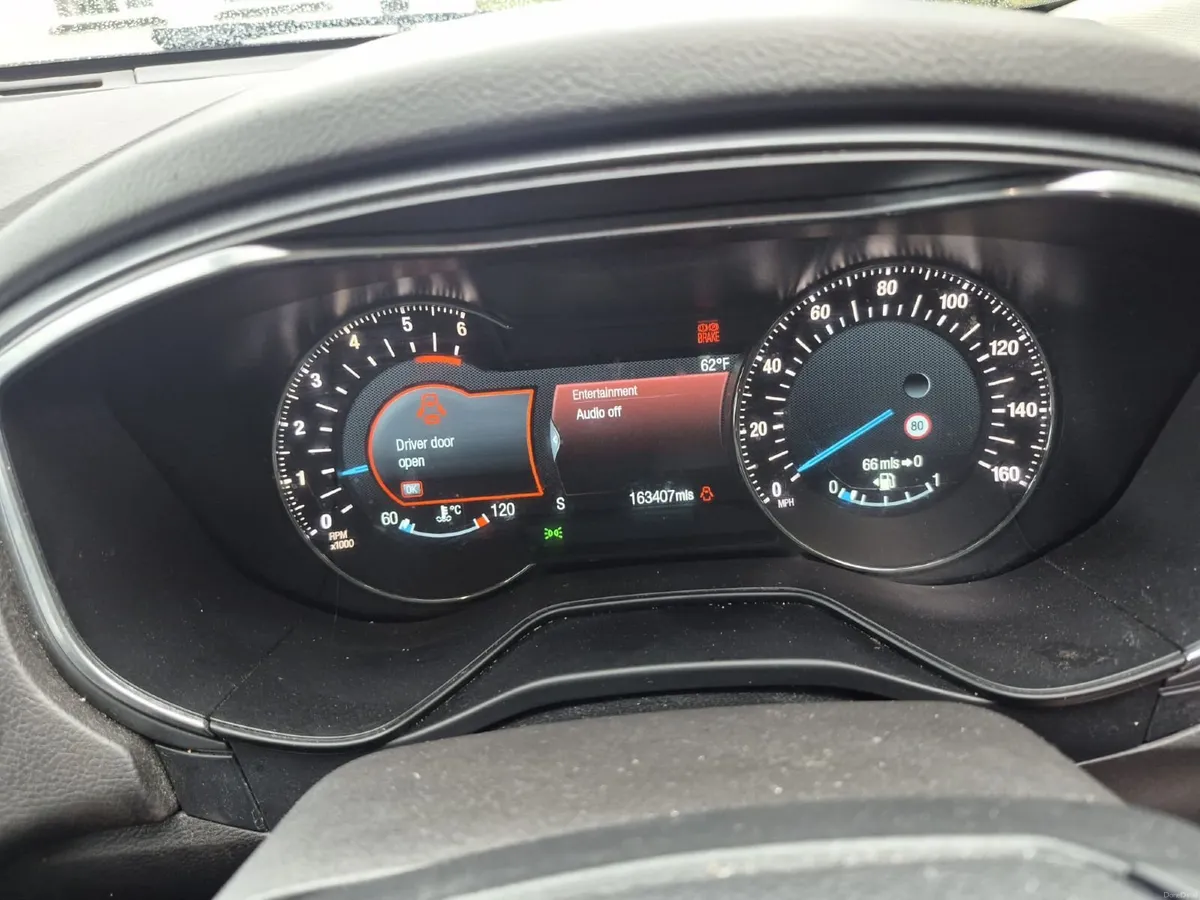 Ford Mondeo 2017 - Image 2