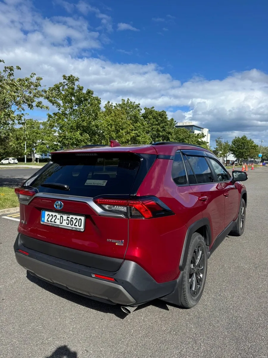 Car - Image 3