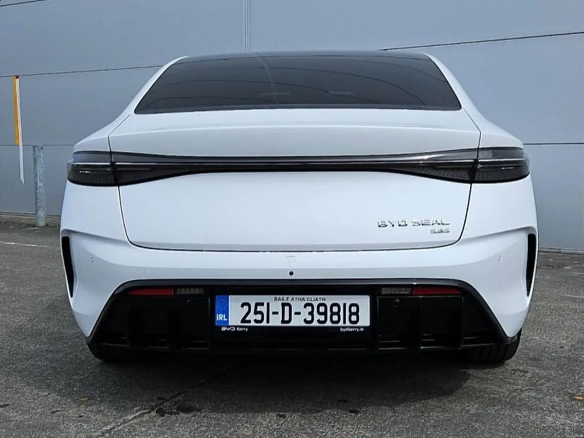 BYD Seal Excellence - Image 4