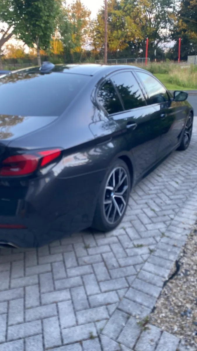 BMW 520 d m sport - Image 1