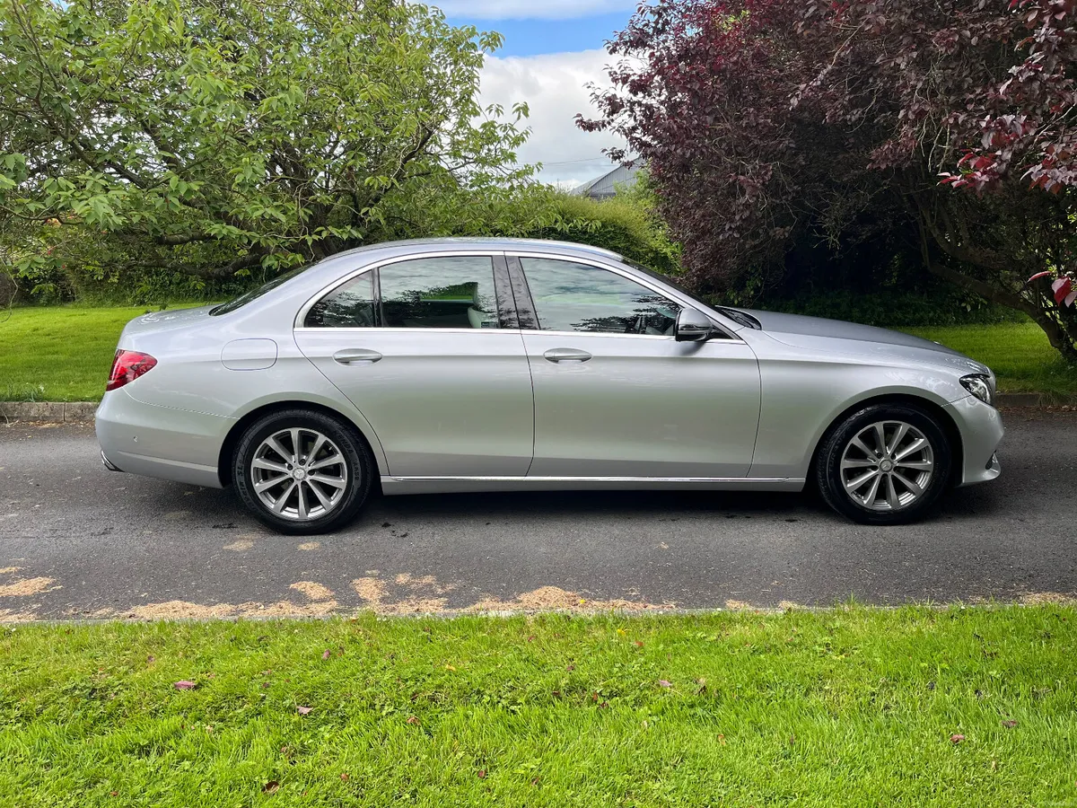 Mercedes-Benz E-Class 2017 E220d - Image 2