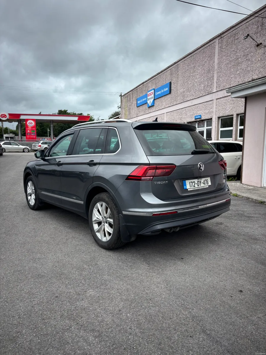 2017 Volkswagen Tiguan 2.0 TDI Highline 4Motion - Image 3