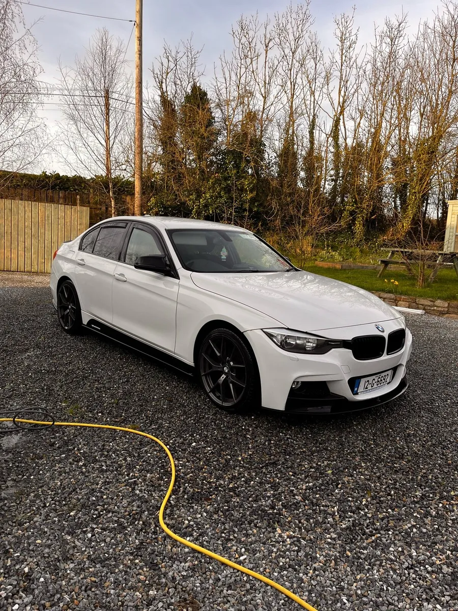 BMW 318d sports edition - Image 1