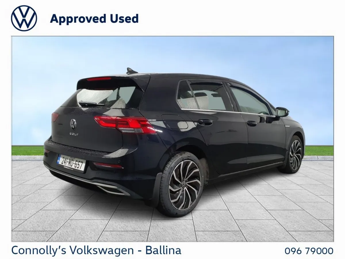 Volkswagen Golf STYLE | 2.0 Diesel  Engine | Huge - Image 4