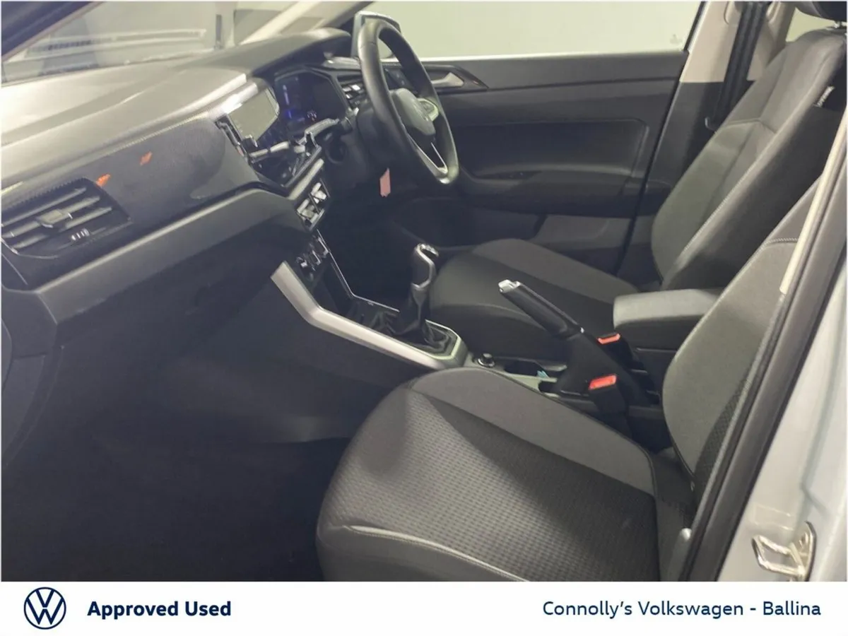 Volkswagen Polo 2025 EDITION 75 | 1.0 Engine | Hug - Image 4