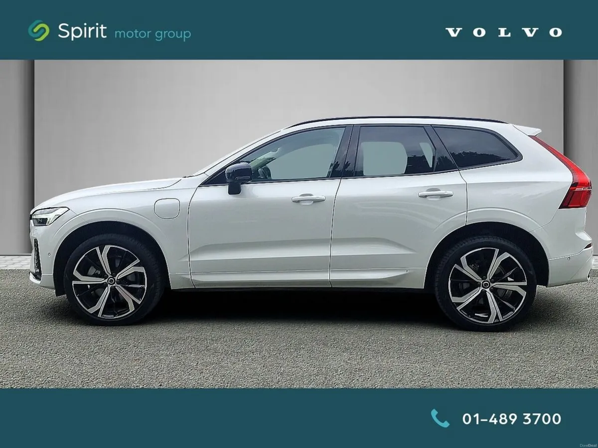 Volvo XC60 T6 Ultra Plug In Hybrid - Image 6