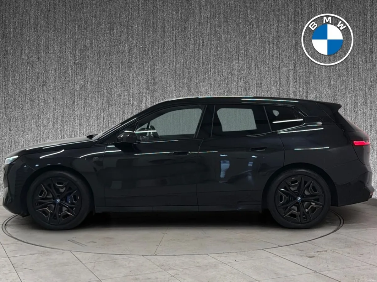 BMW iX M60 - Image 4