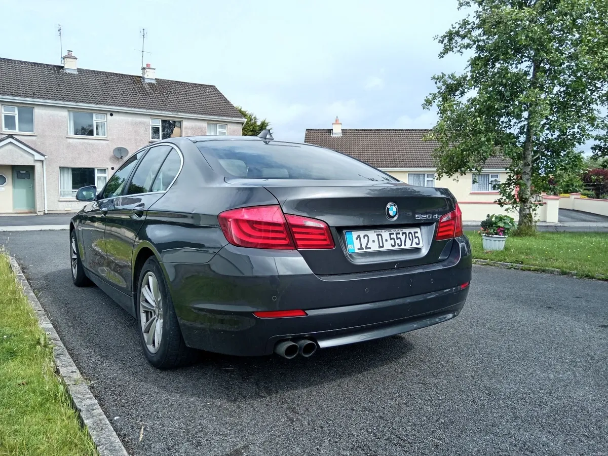 BMW 5-Series 2012 - Image 3