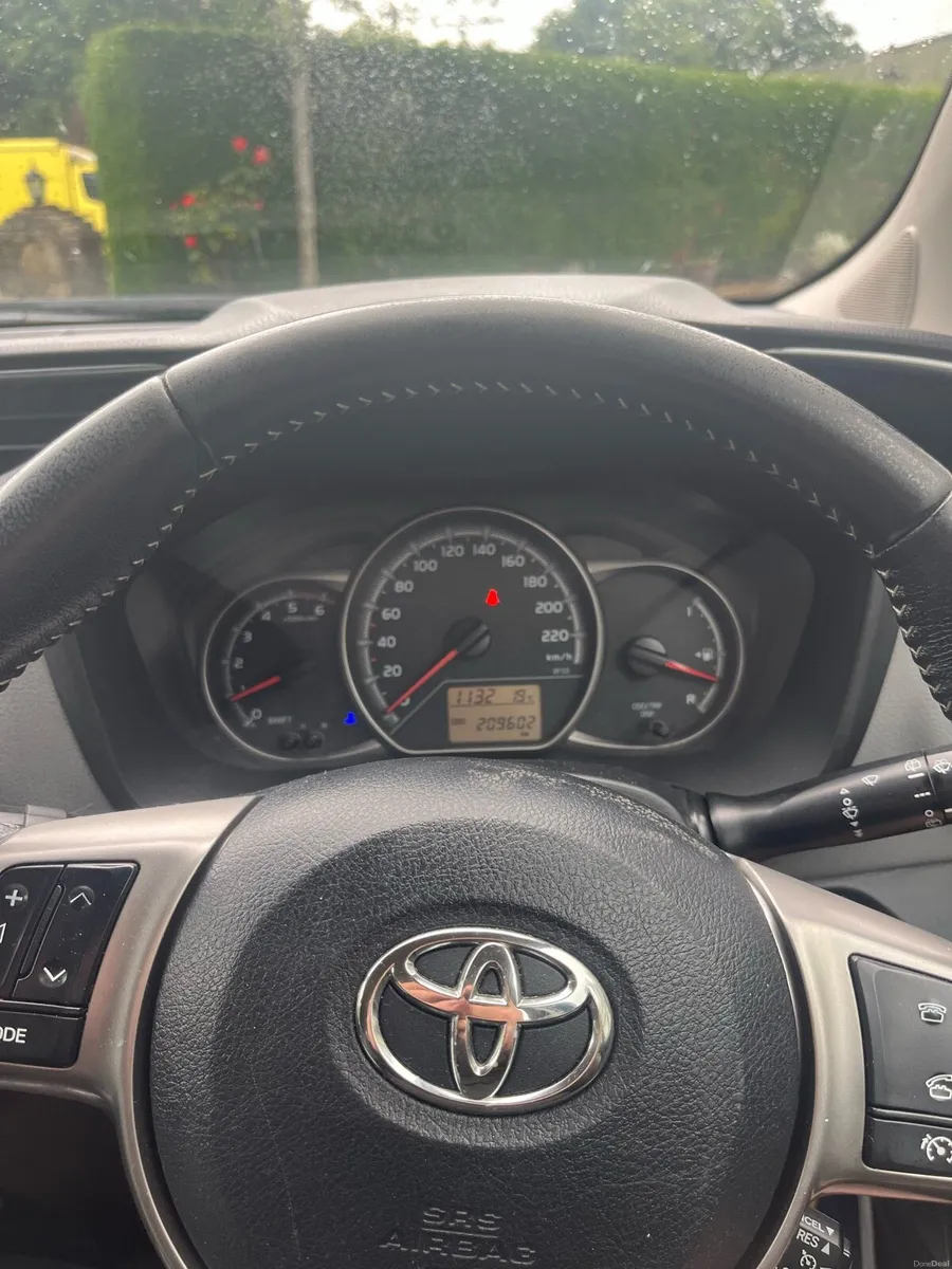 161 Yaris Diesel - Image 2