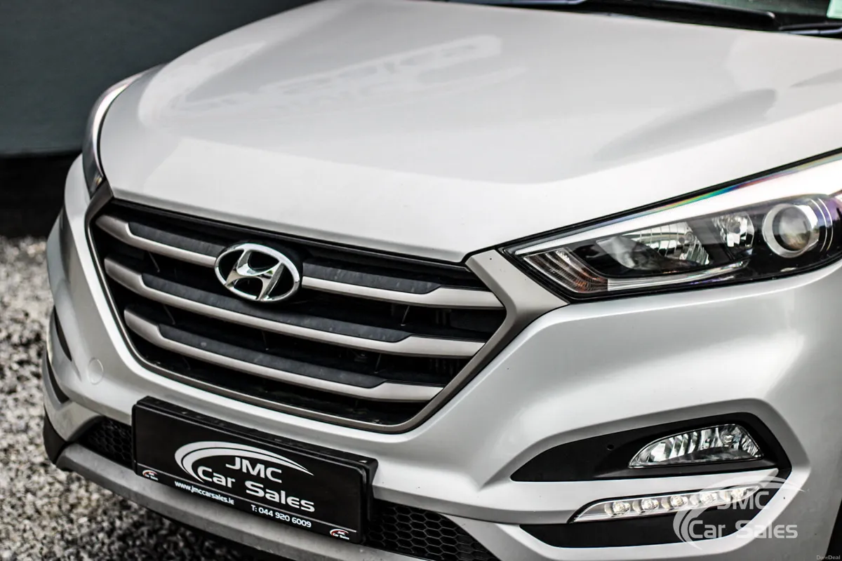 2018 HYUNDAI TUSCON EXECUTIVE - Image 4