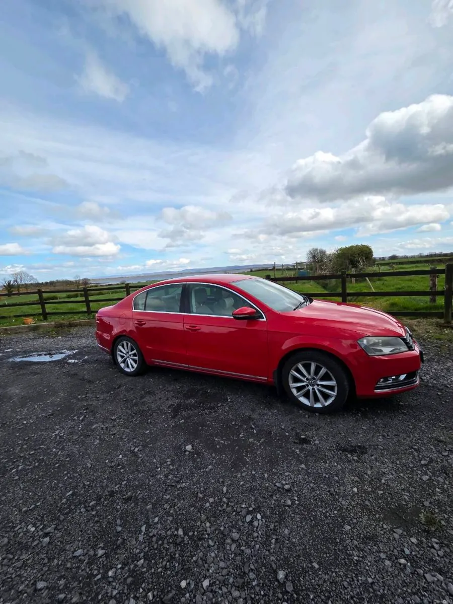 VOLKSWAGENPASSAT B7 - Image 2