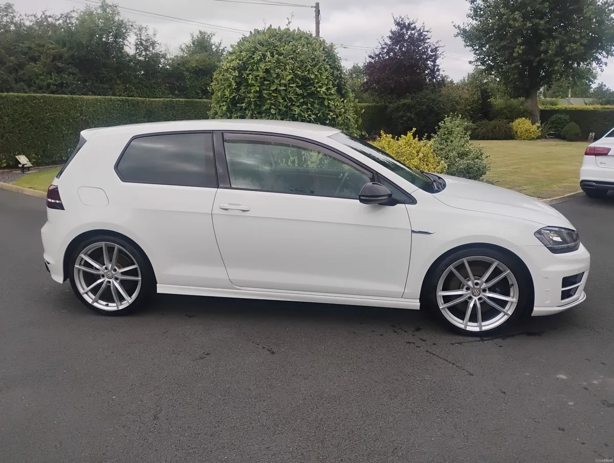 Volkswagen Golf R 2016 2.0 Tsi, manual - Image 1