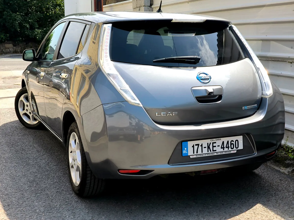 Nissan Leaf 2017 - Image 5