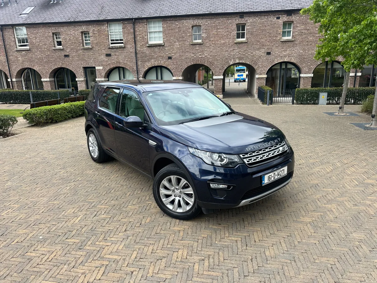 2016 Land Rover Discovery Sport 7 Seats - Image 2