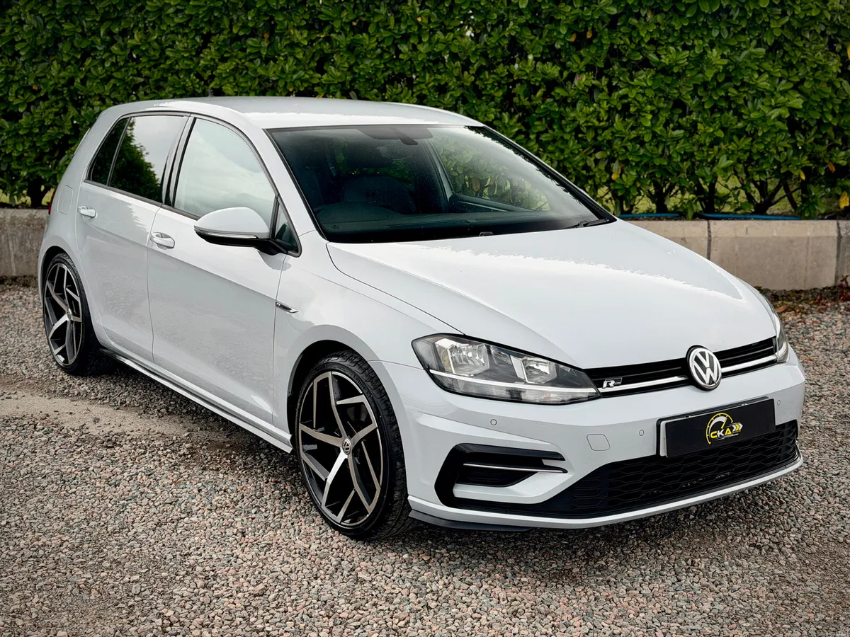 2018 Volkswagen Golf 2.0 TDI R-Line - Image 3