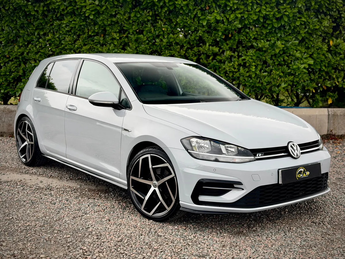 2018 Volkswagen Golf 2.0 TDI R-Line - Image 1