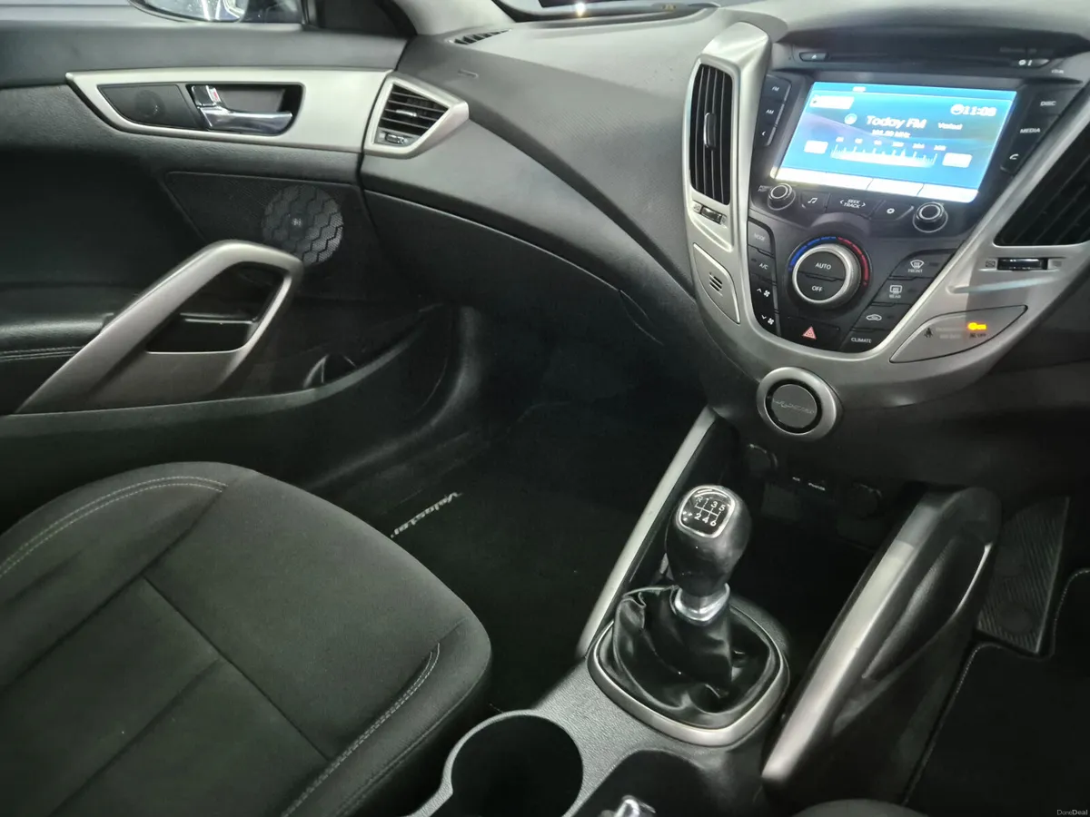 Hyundai Veloster 2014 - Image 5