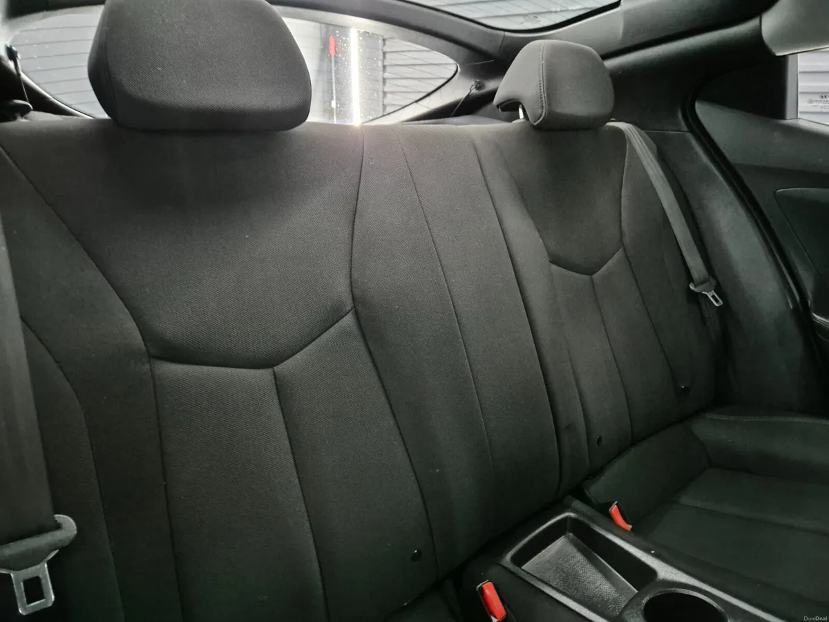 Hyundai Veloster 2014 - Image 6