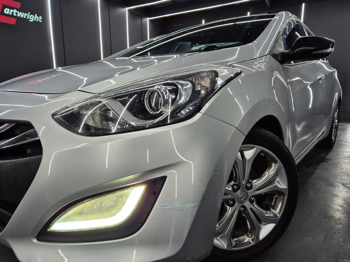 Hyundai i30 2014 - Image 2