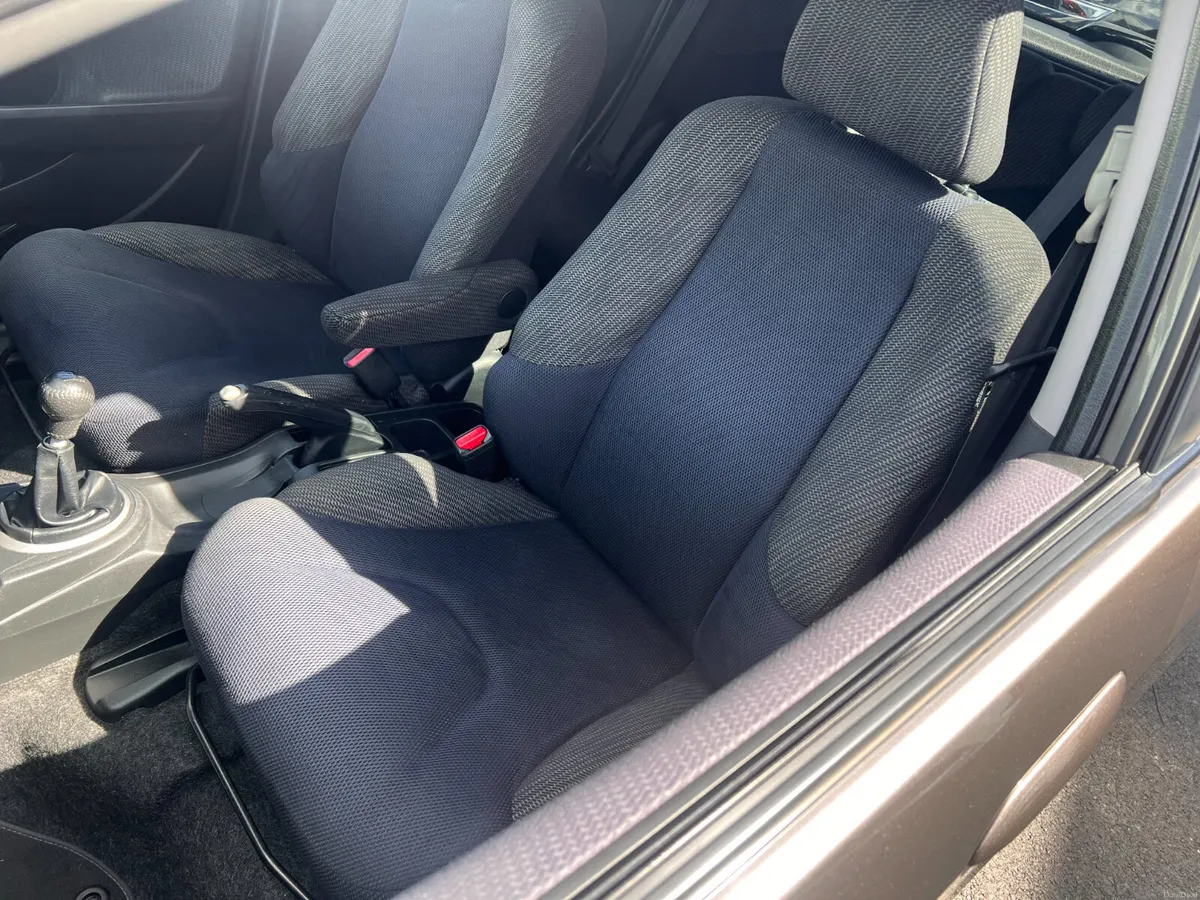 Very Clean Relible Honda Jazz Manual Transmission - Image 4