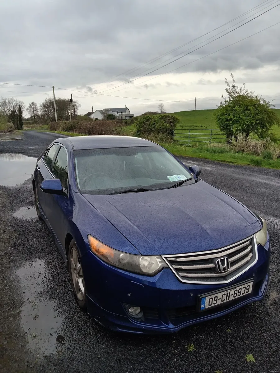 Honda Accord DTEC EX 2009 - Image 1