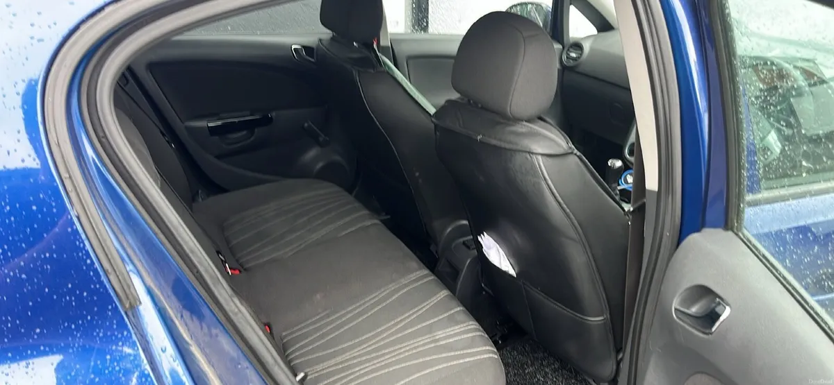 Opel Corsa 2009 - Image 2