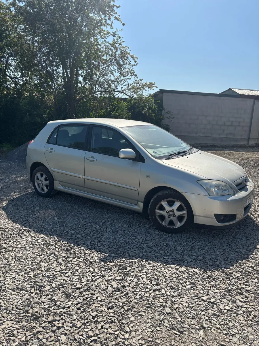 2006 Toyota Corolla 5-door hatchback - Image 1