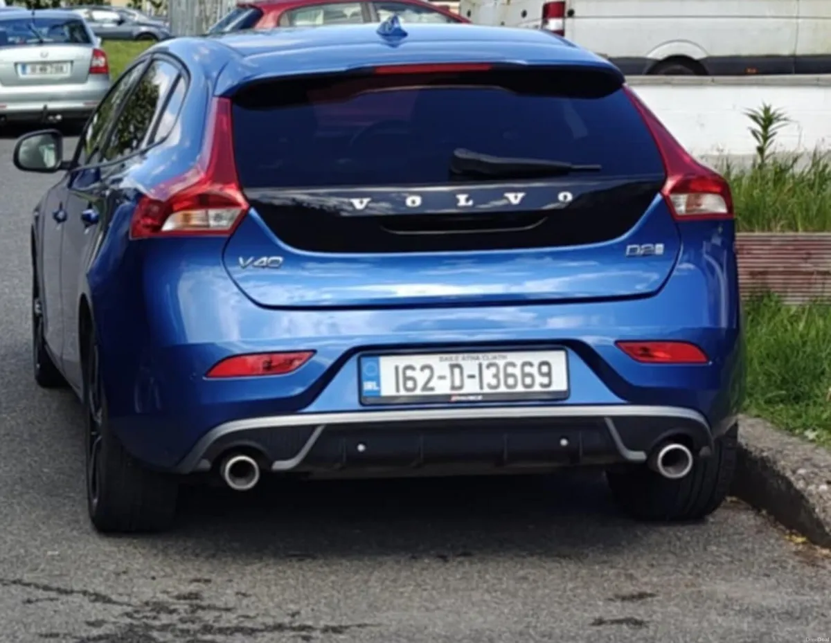 Volvo V40 R design D2 2.0 Diesel 120hp 2016 - Image 5
