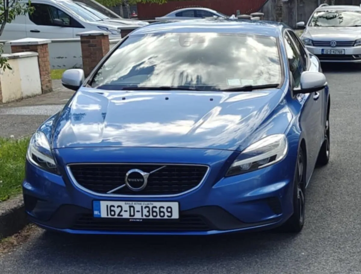 Volvo V40 R design D2 2.0 Diesel 120hp 2016 - Image 4