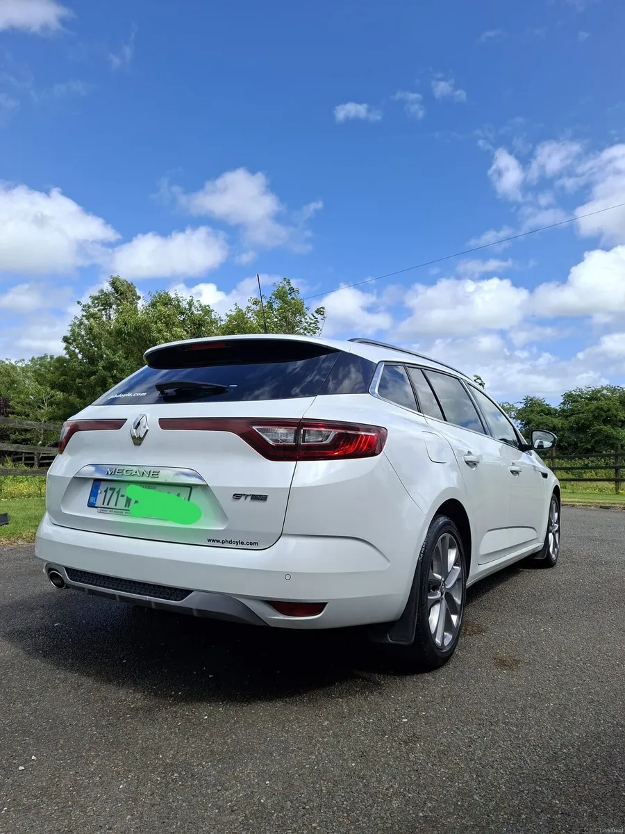 Renault Megan Mk4 1.5dci estate - Image 2
