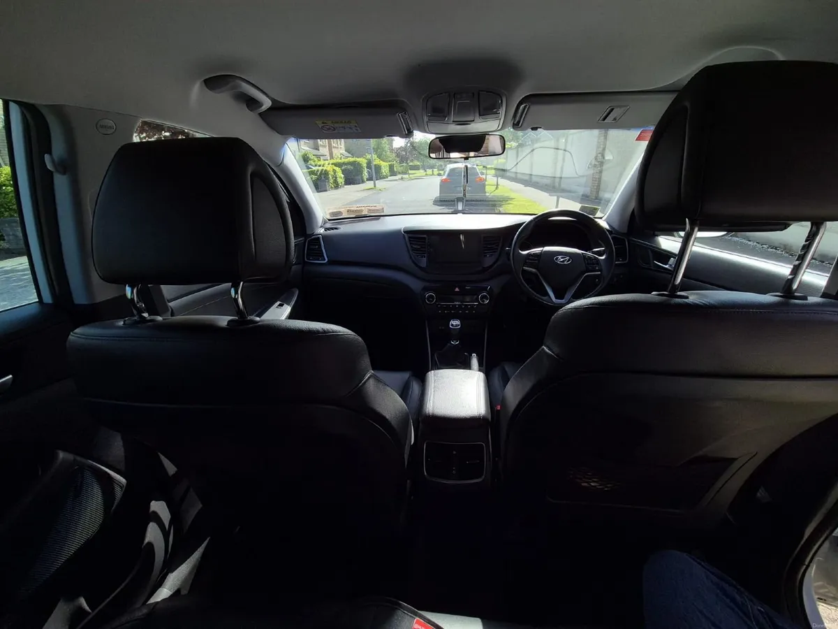 Hyundai Tucson 1.7 Executive 2018 - Image 5