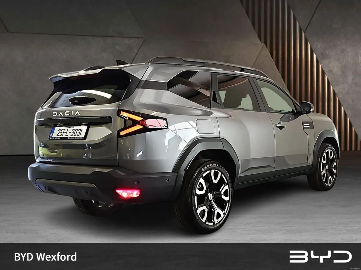 Dacia Bigster Journey AUTO HEV 155 (Top Spec) - Image 4