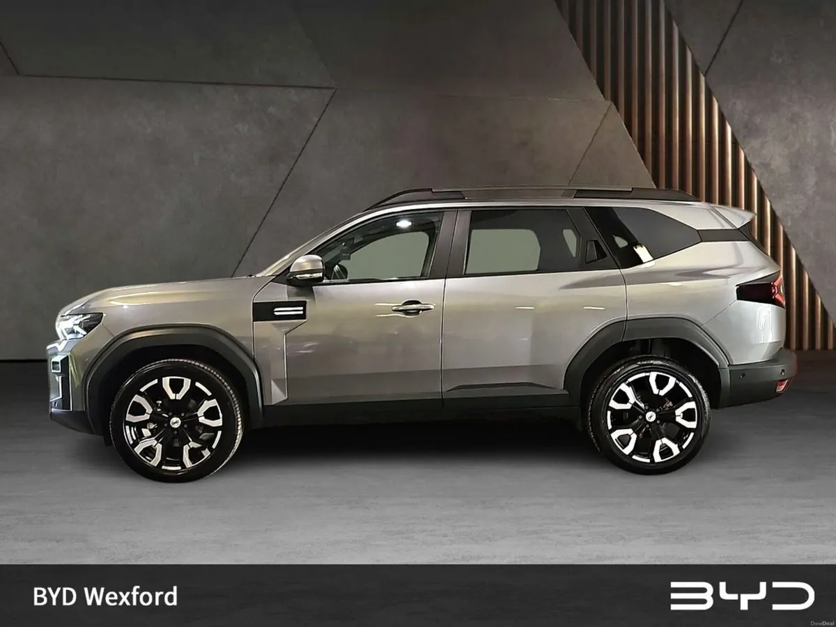 Dacia Bigster Journey AUTO HEV 155 (Top Spec) - Image 4