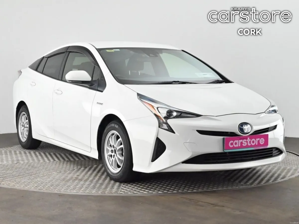Toyota Prius 1.8 Hybrid - Image 1