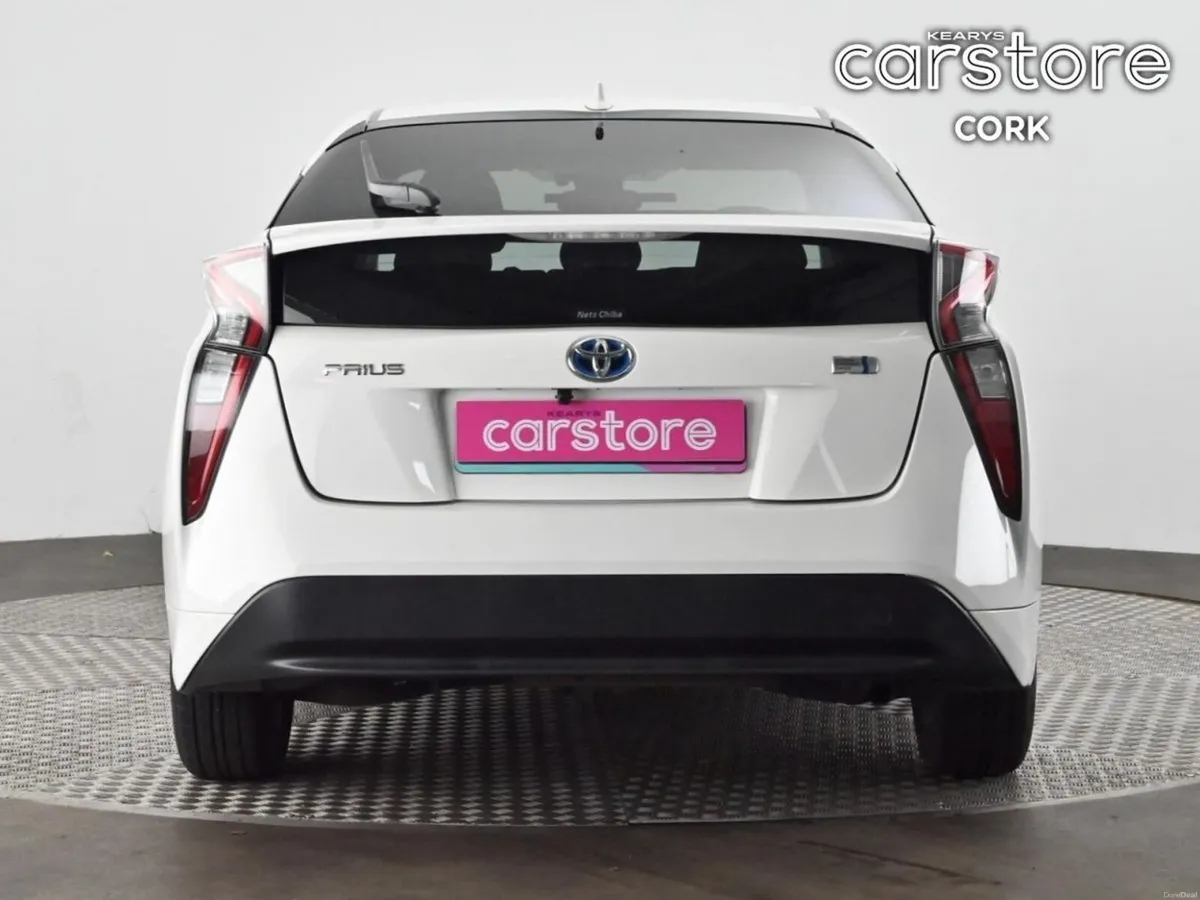 Toyota Prius 1.8 Hybrid - Image 4