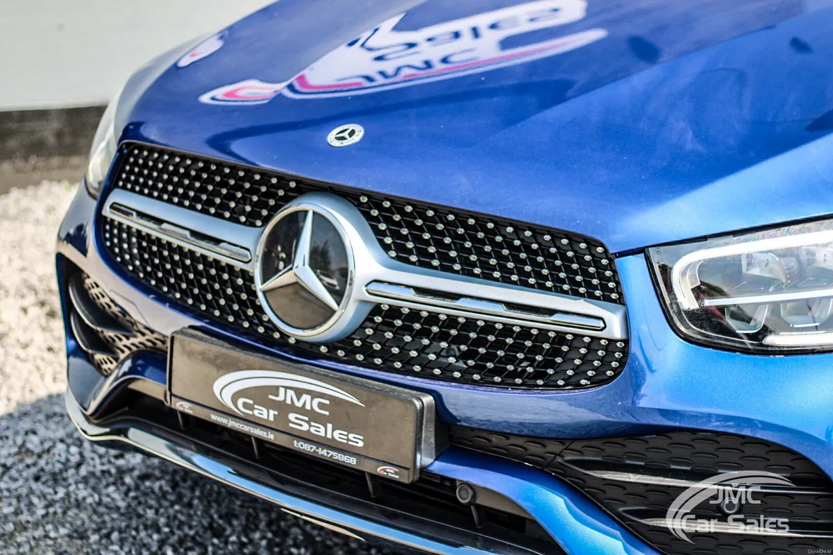 2022 MERCEDES BENZ GLC 300e AMG LINE - Image 4