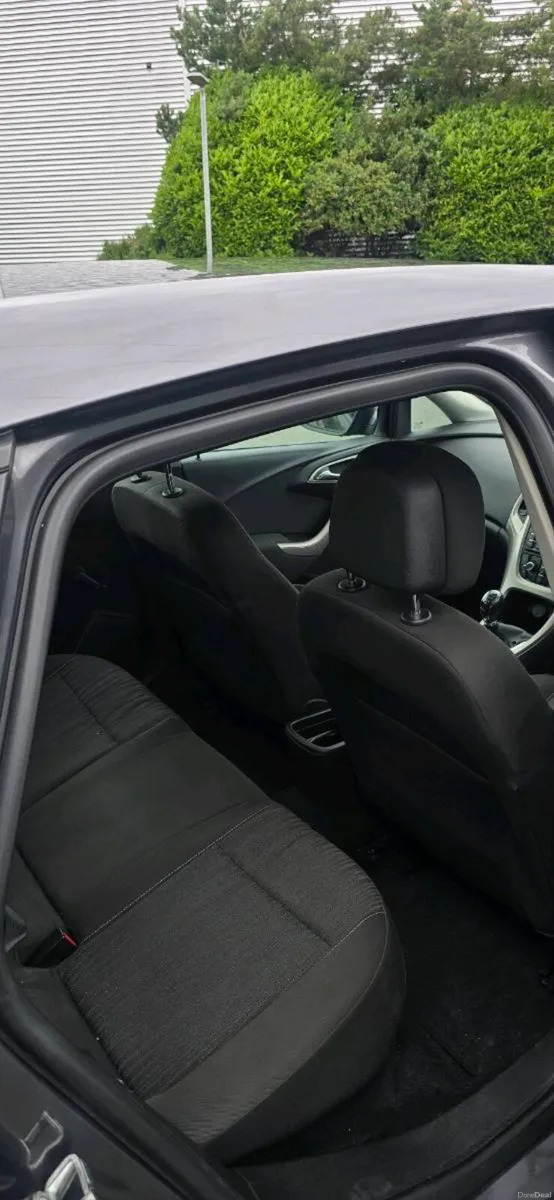 2010 Opel Astra - Image 5
