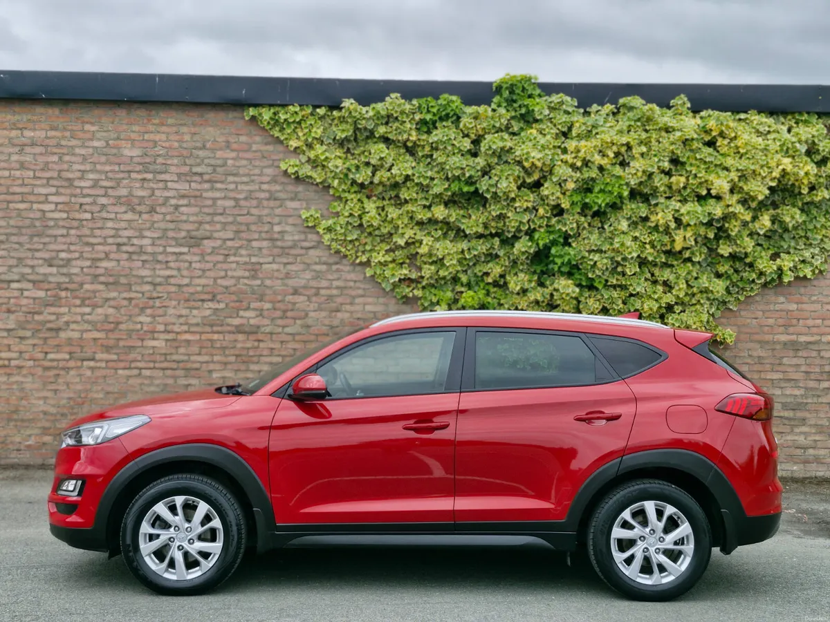 Hyundai Tucson EXECUTIVE FINANCE AVAILABLE LOW KMS - Image 4