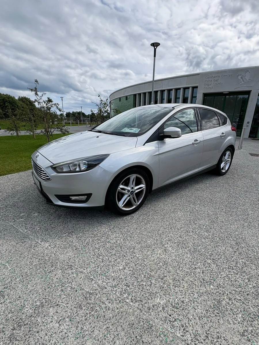 Ford Focus - Image 2