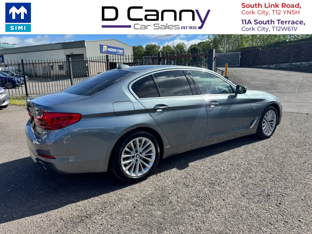 BMW 5-Series 523i 2.0 petrol LUXURY EDITION - Image 5
