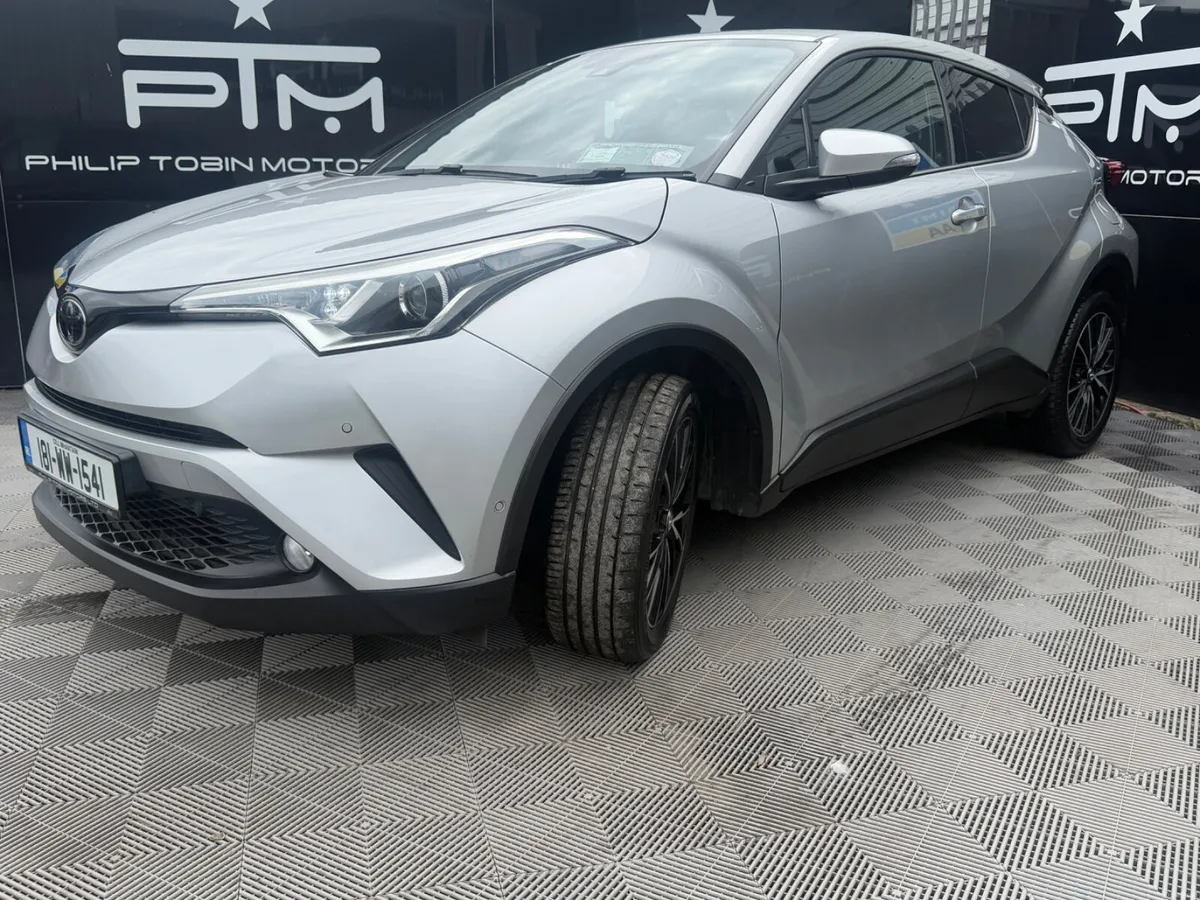 Toyota C-HR 1.2T Sol Top Spec - Image 5