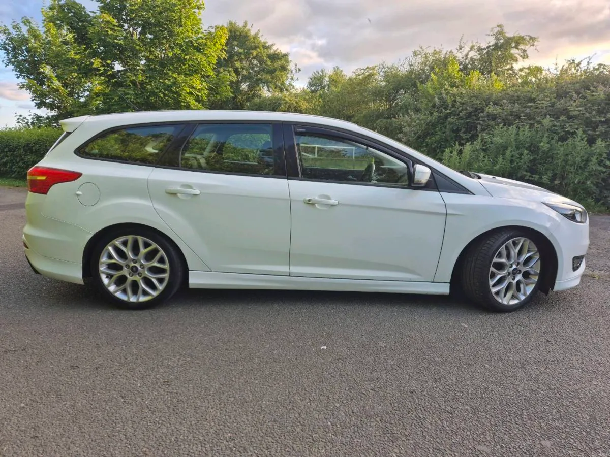 Ford focus - Image 6
