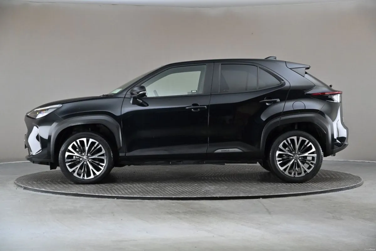 Toyota Yaris Cross 1.5 HYBRID **HALF LEATHER**REVE - Image 5
