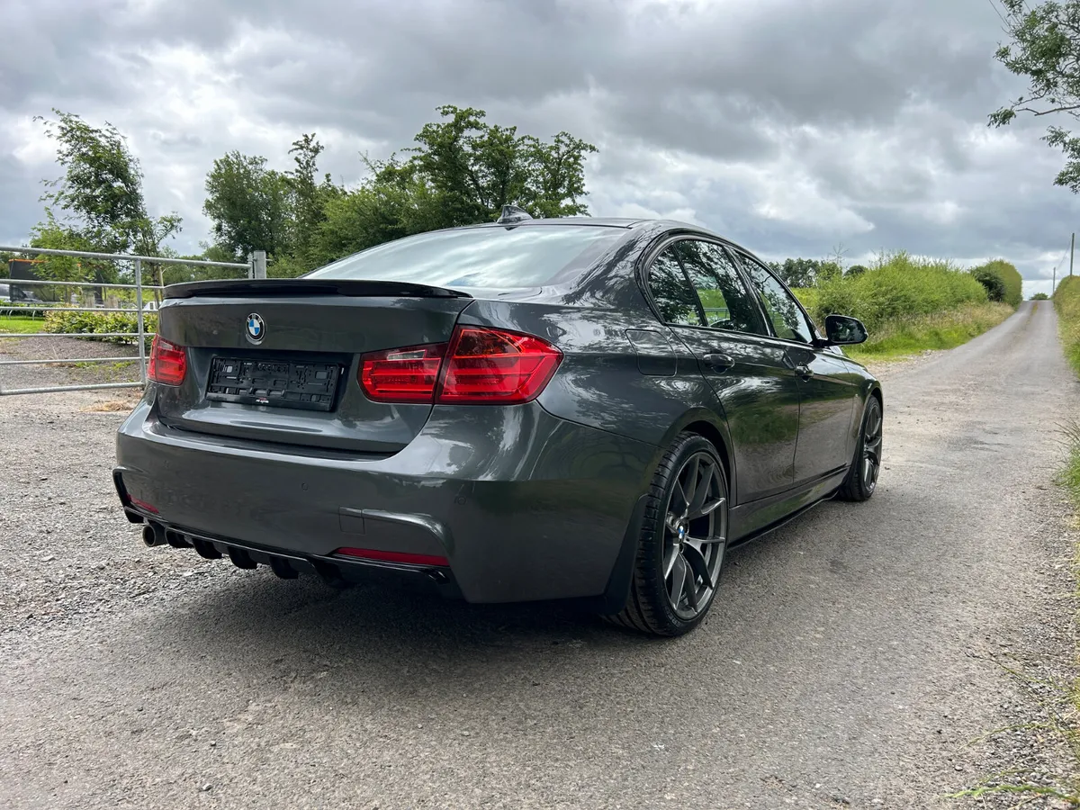 2015/151 Bmw 318d M Sport Manual - Image 3