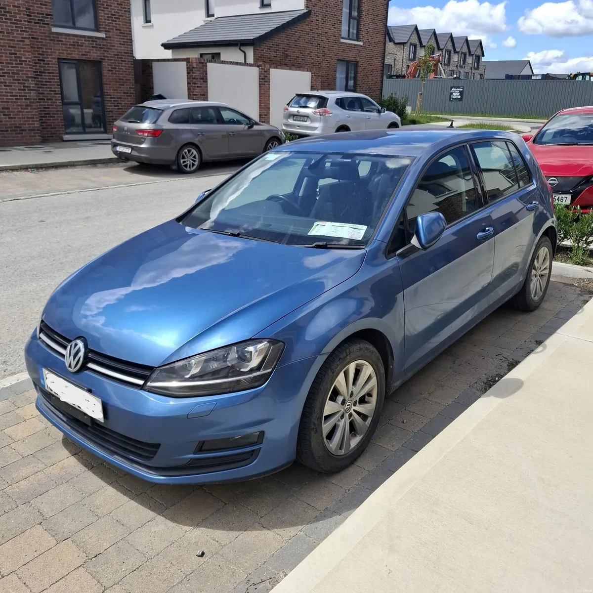 VW Golf Highline Automatic - Image 1