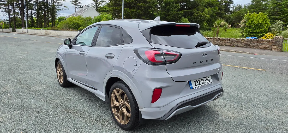 Ford Puma ST-Line X Gold Edition Hybrid 2023 - Image 4