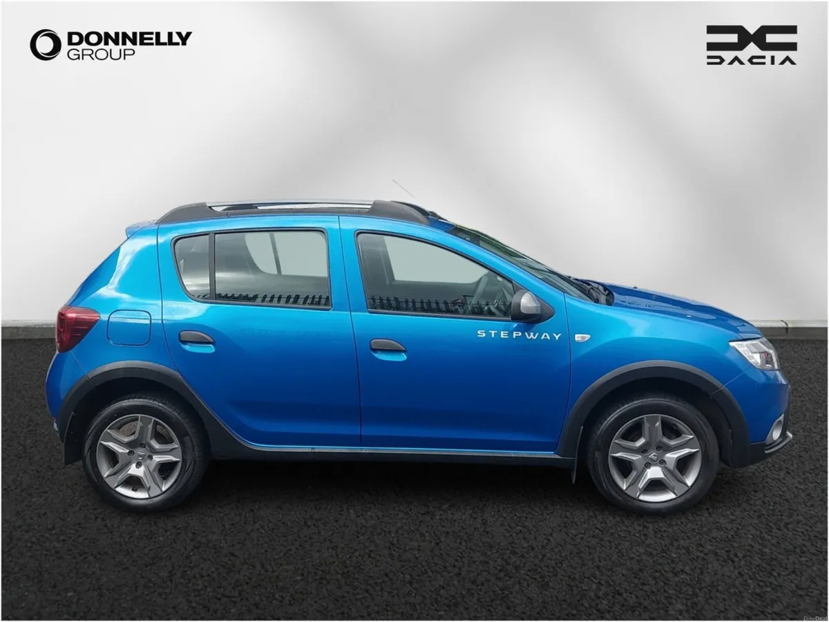 Dacia Sandero Stepway Diesel Hatchback Ambiance - Image 3