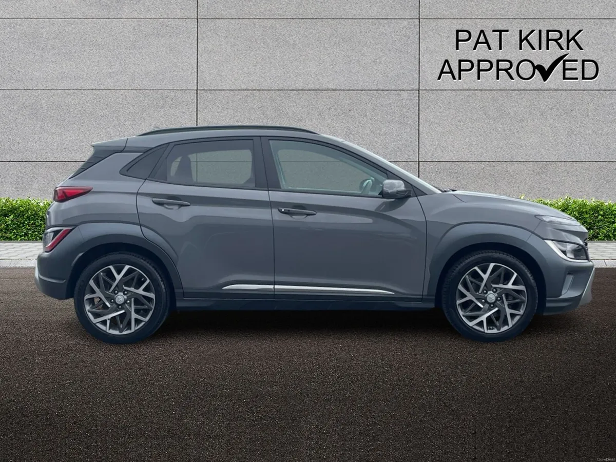 Hyundai Kona Hatchback Premium - Image 3