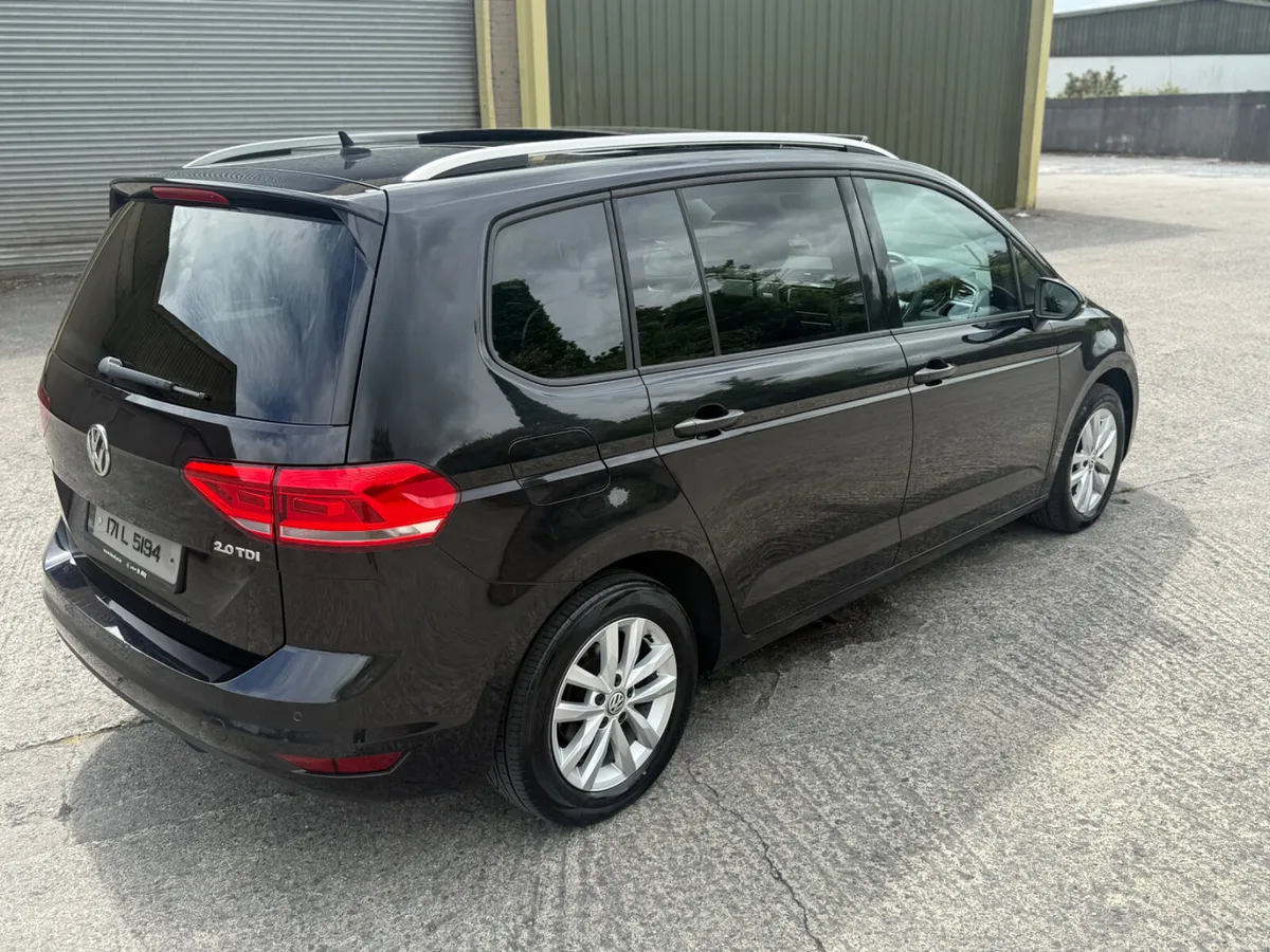 17 Volkswagen Touran 2.0 Auto NCT 7/27 - Image 4